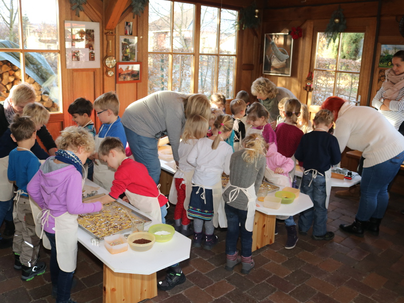 Kekse backen mit Kindergarten