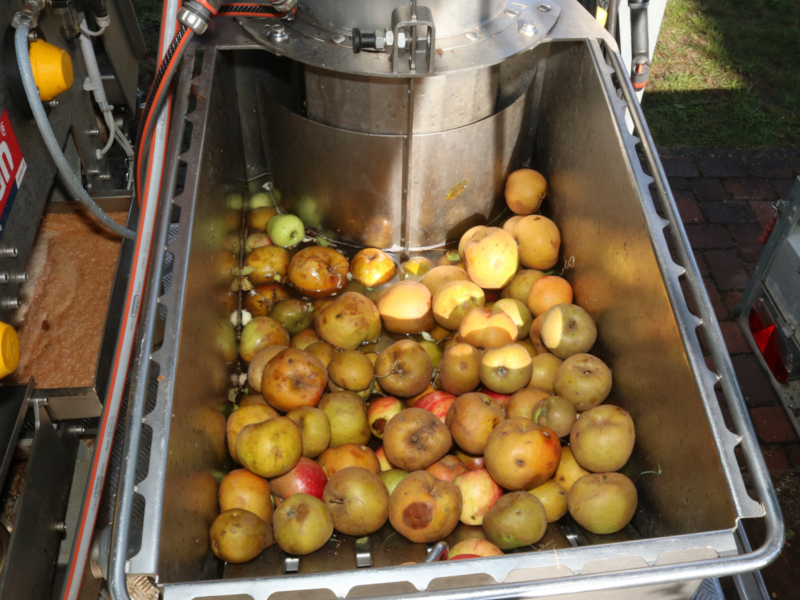 W&auml;sche und F&ouml;rderanlage